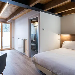 https://villa-residence-brioschi.it-lombardy.com